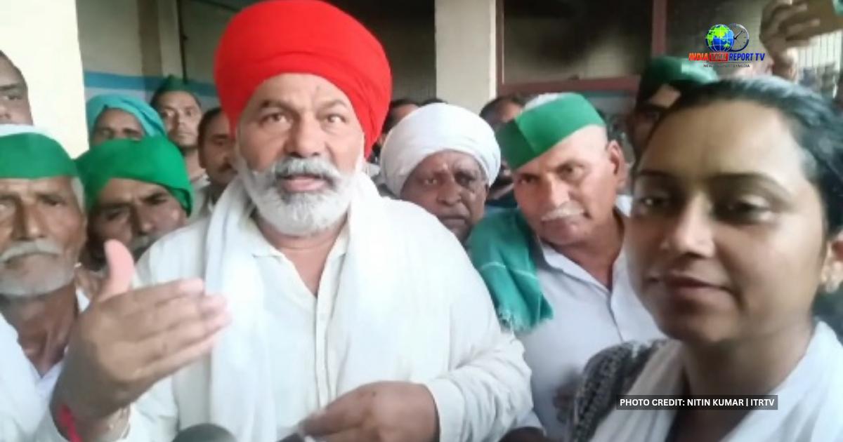 सादाबाद में किसानों के बीच भाकियू टिकैत के राष्ट्रीय अध्यक्ष और किसान